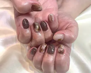 ネイル 友田 晴香のネイルデザイン