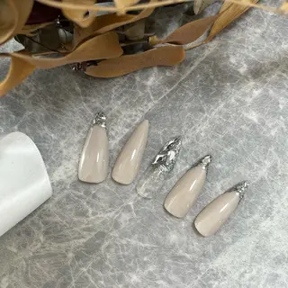 ネイル nailsalon Apis所属・Apis manakaのネイルデザイン