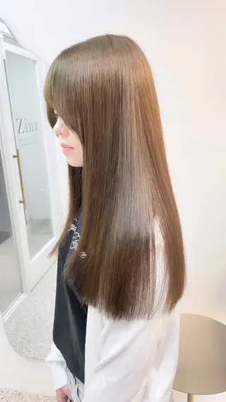 ロング 赤味消しcolor 🌿🤍Ayaのヘアスタイル