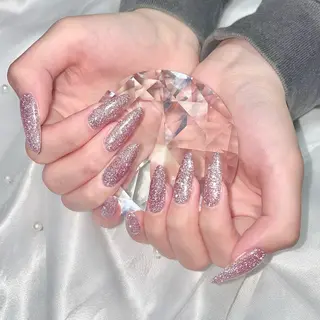 ネイル アッカスタイル所属・アッカスタイル💐 宇佐美のネイルデザイン