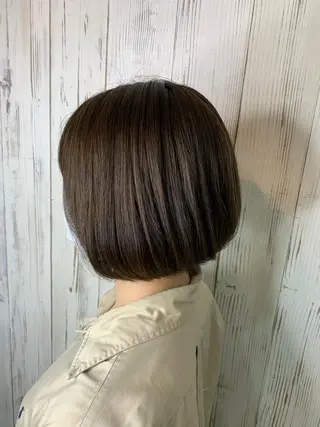 ショート カラー Natsumi🐾 Aujuaソムリエのヘアスタイル
