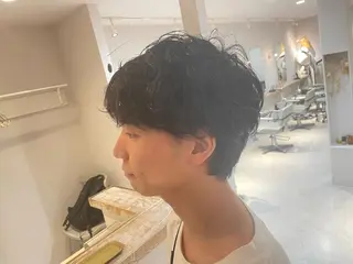 パーマ メンズ 喜納 優衣のヘアスタイル