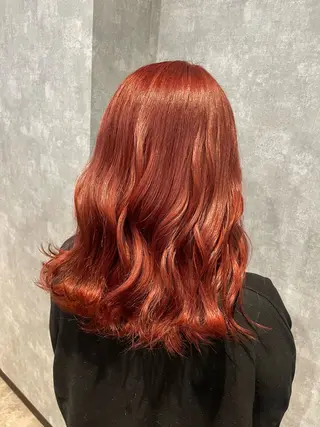 セミロング 🌐NATSUMI 🌐【寒色カラー】のヘアスタイル