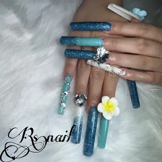 ネイル 加藤 麗華のネイルデザイン