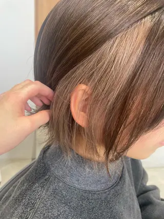 ミディアム カラー SOU所属・ふるかわ れなのヘアスタイル