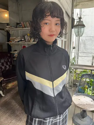 ミディアム ハイトーン/顔まわり レイヤー/YUKAのヘアスタイル