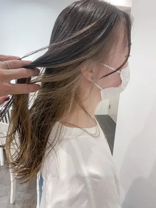 ロング カラー ハイライト/ブリーチ バレイヤージュ関佳祐のヘアスタイル