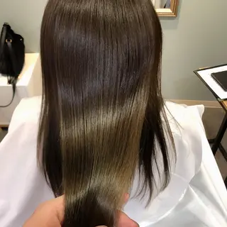 ロング AHNKISM AHNKISMのヘアスタイル