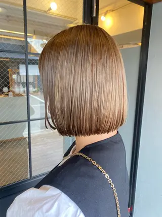 ミディアム カラー 玉川 加菜のヘアスタイル