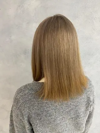 ミディアム 嶋田 久純のヘアスタイル