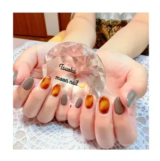 ネイル 🌙都岡 ムーンネイルのネイルデザイン