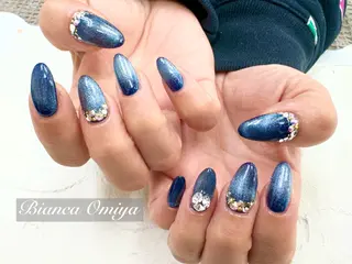 ネイル ビアンカ大宮 店長 モリサワレイラのネイルデザイン