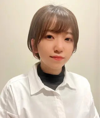 ショート カラー 小島 千夏のヘアスタイル