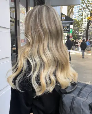 ロング Kana .のヘアスタイル