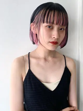 ショート nuu所属・💜ショート💜 ウルフ、ボブ二色亜美のヘアスタイル