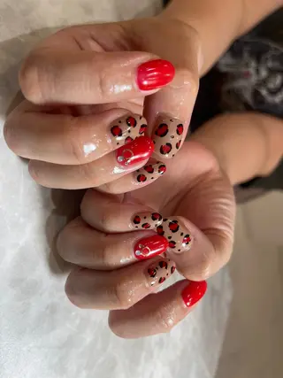 ネイル F Aishaのネイルデザイン