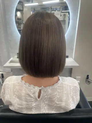 ショート カラー CORE(コア)新宿所属・セキ ユキ🦋のヘアスタイル