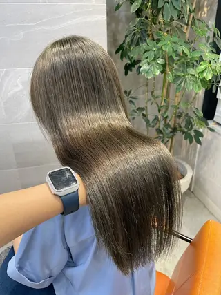 ロング はやしだ あおいのヘアスタイル
