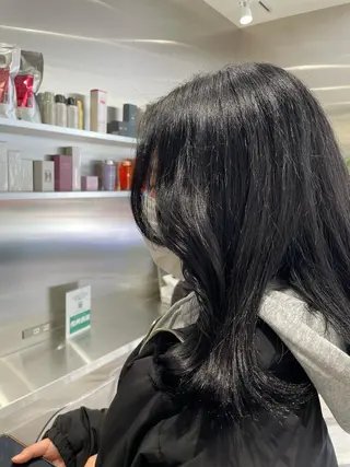 ミディアム カラー 🧁はるひ/ ZEST八王子🟡のヘアスタイル