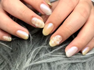 ネイル Salute本店 🦋仲原里佳のネイルデザイン