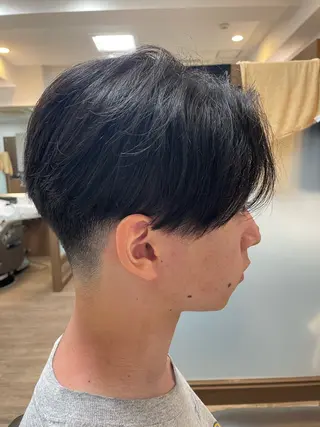 メンズ ケースタイルヘアスタジオ虎ノ門店所属・紫藤 祥希のヘアスタイル