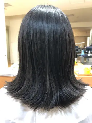 ミディアム カラー mod'shair船橋所属・ムロオカ ヨシキのヘアスタイル