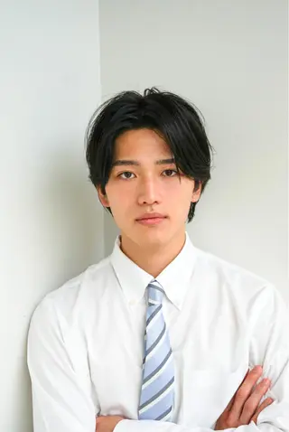 ショート パーマ メンズ メンズカット曲がる 縮毛矯正佐々木タクマのヘアスタイル