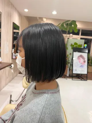 ミディアム 山崎 和花のヘアスタイル