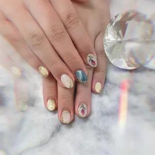 ミディアム カラー ネイル 💎ビューティサロン 湘南 RIRAN💎のネイルデザイン