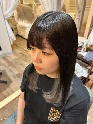 ミディアム desirbeaux 佐藤愛のヘアスタイル
