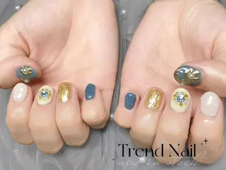 ショート トレンド ネイル スタジオのネイルデザイン