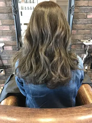 セミロング カラー パーマ ヘアアレンジ olga所属・松尾謙佑【ハイライト LEDエクステ】のヘアスタイル