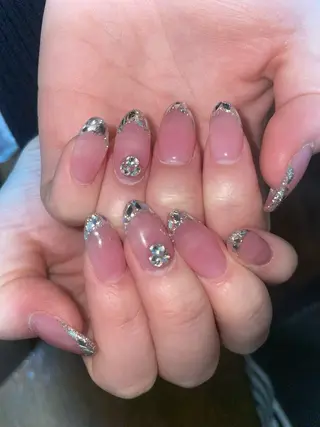 セミロング lueur nail所属・サイトウ セリカのネイルデザイン