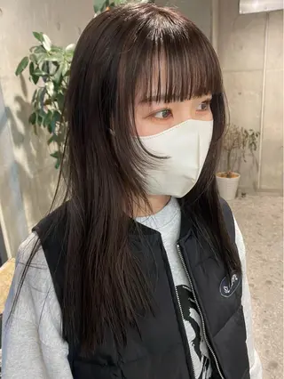 セミロング カラー Yahiko ハイトーンのヘアスタイル