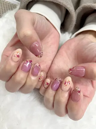 ネイル Nail & Eyelash　BEAUTY LINE所属・上原 千帆のネイルデザイン