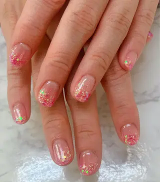 ネイル CeCe Garden 表参道所属・ソニ ダニカのネイルデザイン