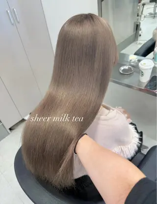 セミロング カラー 艶髪 暗髪🌙 MINORIのヘアスタイル