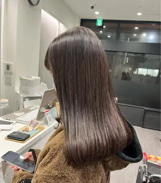 ロング カラー 生尾 虹水のヘアスタイル