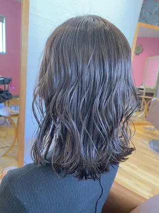 セミロング カラー ヘアアレンジ Design Color🐰アユミのヘアスタイル