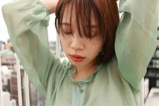 ショート カラー 大野 あさみのヘアスタイル