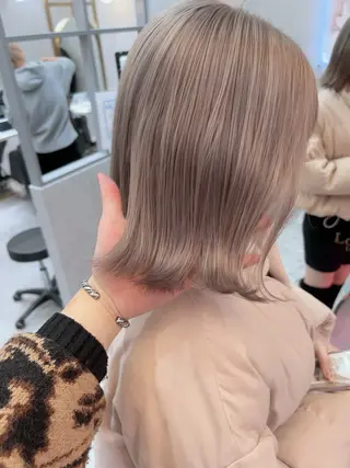 ミディアム カラー Aster れおんのヘアスタイル