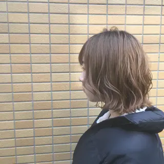 ミディアム カラー しのはら まどかのヘアスタイル