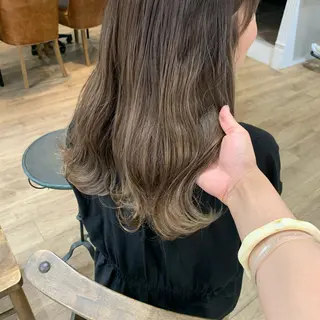 ロング カラー レイヤー/顔周り /AKARIのヘアスタイル
