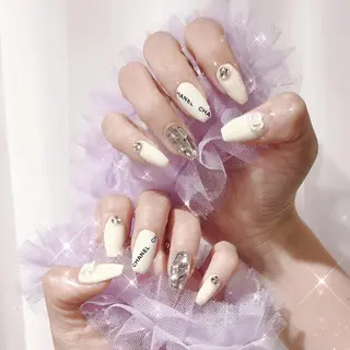 ネイル Mariko【韓国 ワンホン 長さだし】のネイルデザイン