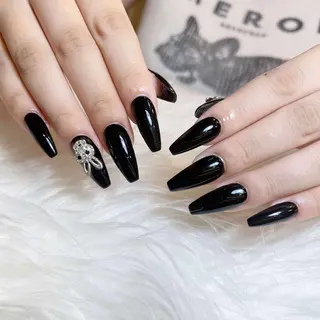ロング VI NAILのネイルデザイン