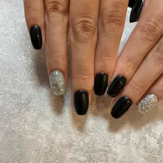 ミディアム ネイル Re:st〔リスト〕所属・ayane Re:st〔リスト〕のネイルデザイン