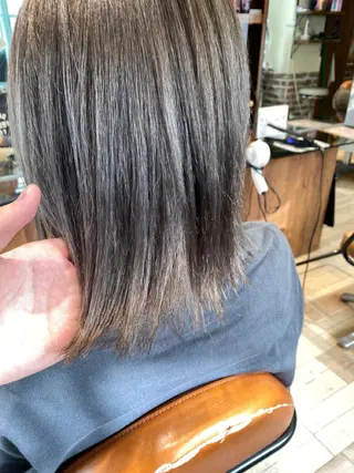 ミディアム カラー 美髪改善・ブリーチ tadasuke⭐️のヘアスタイル