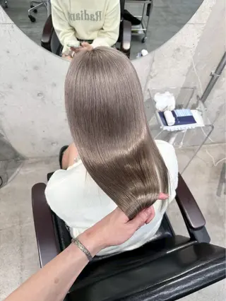 カラー ⭐️ハイトーン⭐️ 💕SAKURA💕のヘアスタイル