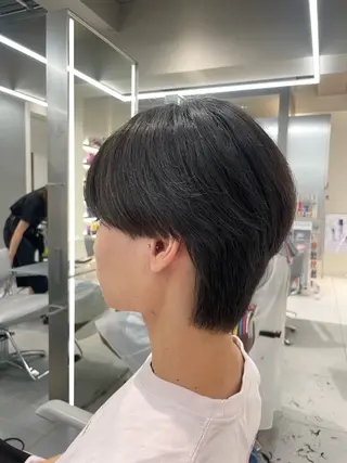 ショート メンズ センターパート/ マッシュ 小野 樹のヘアスタイル