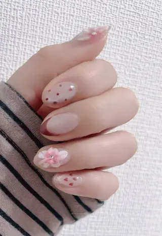 ネイル ✿は✿ぴ ✿ね✿す✿のネイルデザイン